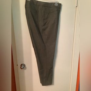 Like new ladies size 22 pants